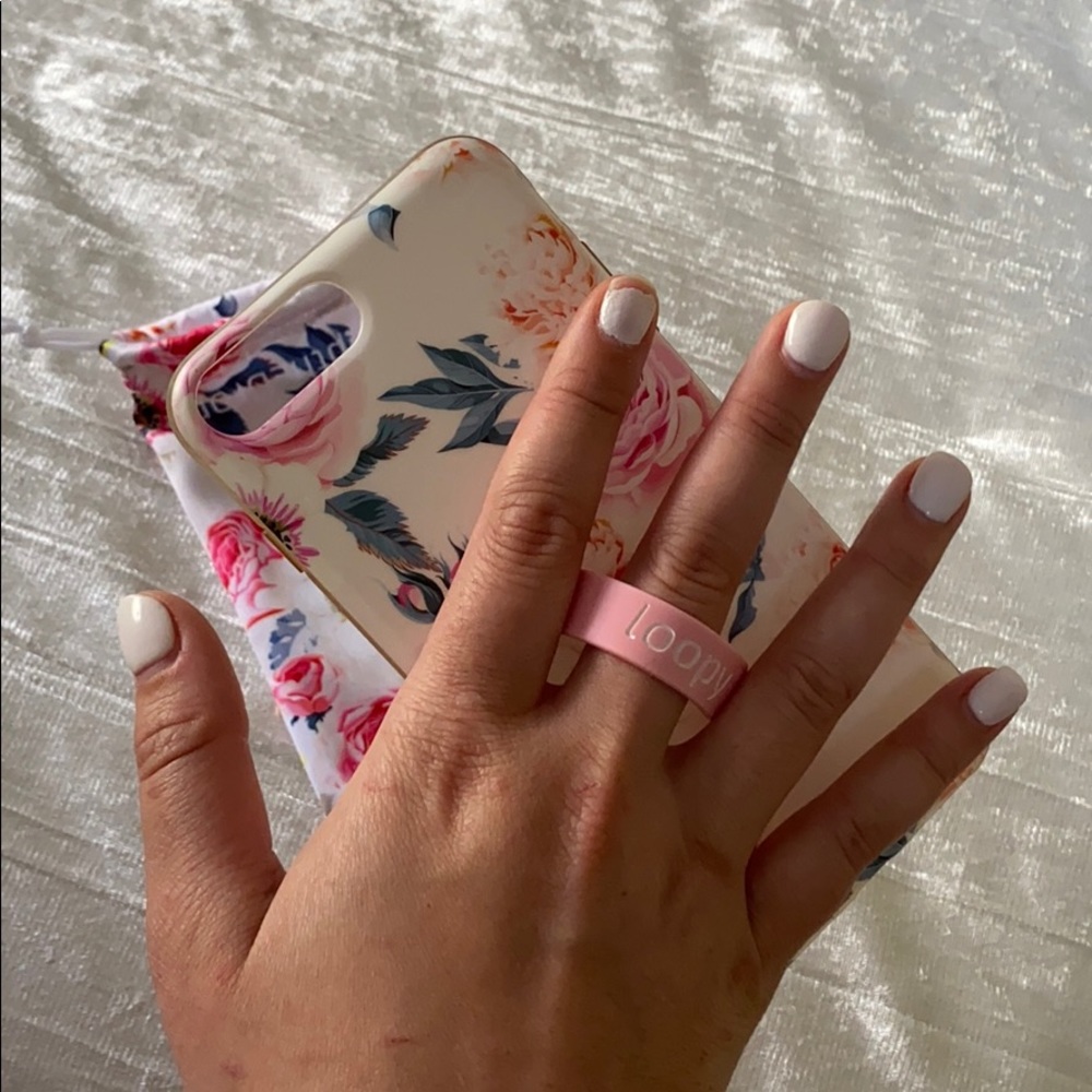 Loopy iPhone 8 Plus Floral Phone Case